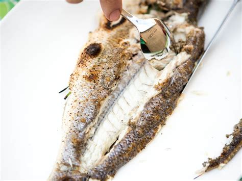 How to Carve and Serve Whole Cooked Fish .